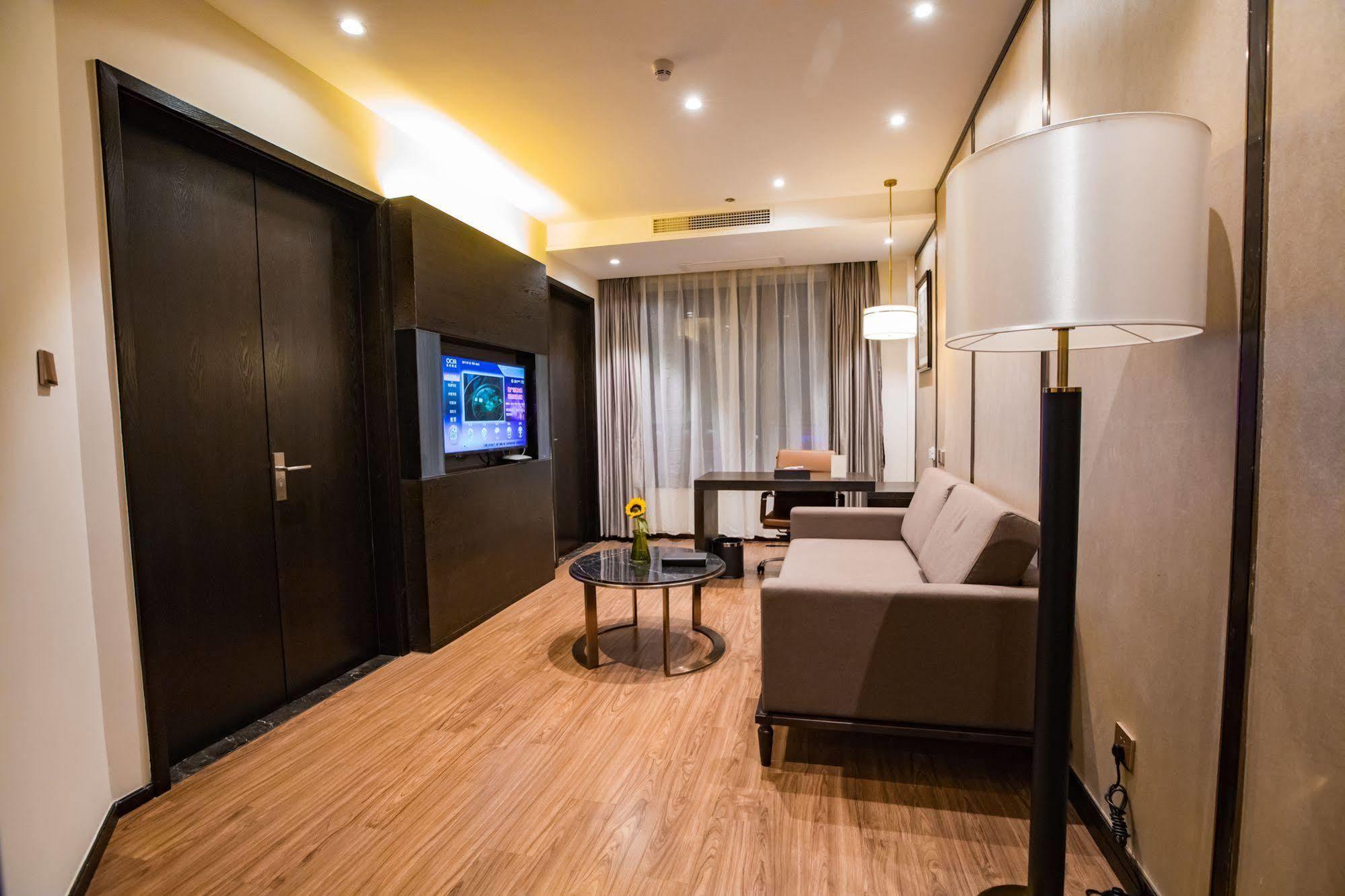 Ramada Shanghai Songjiang エクステリア 写真